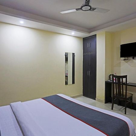 Airport Hotel Rosewood New Delhi Buitenkant foto