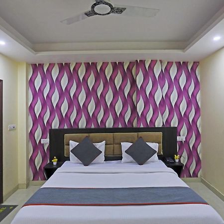 Airport Hotel Rosewood New Delhi Buitenkant foto