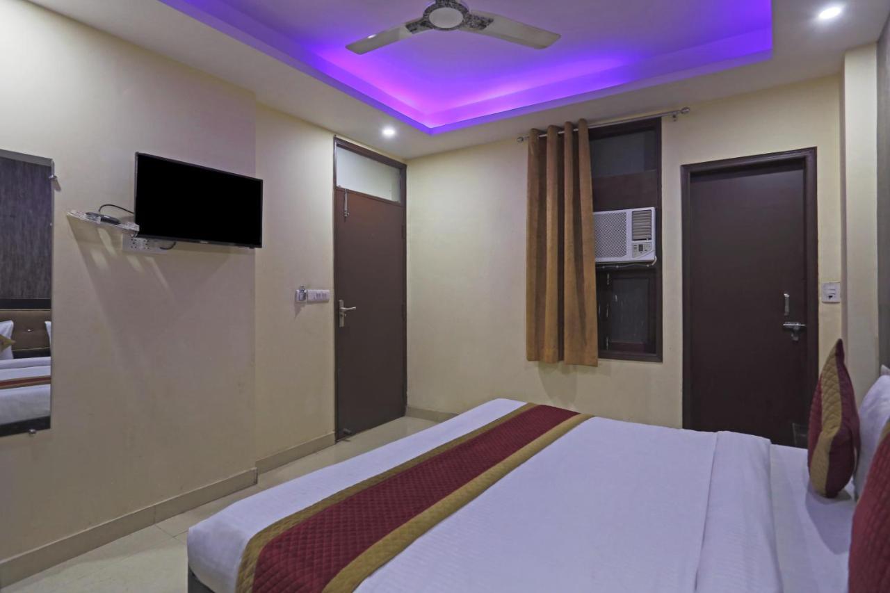 Airport Hotel Rosewood New Delhi Buitenkant foto
