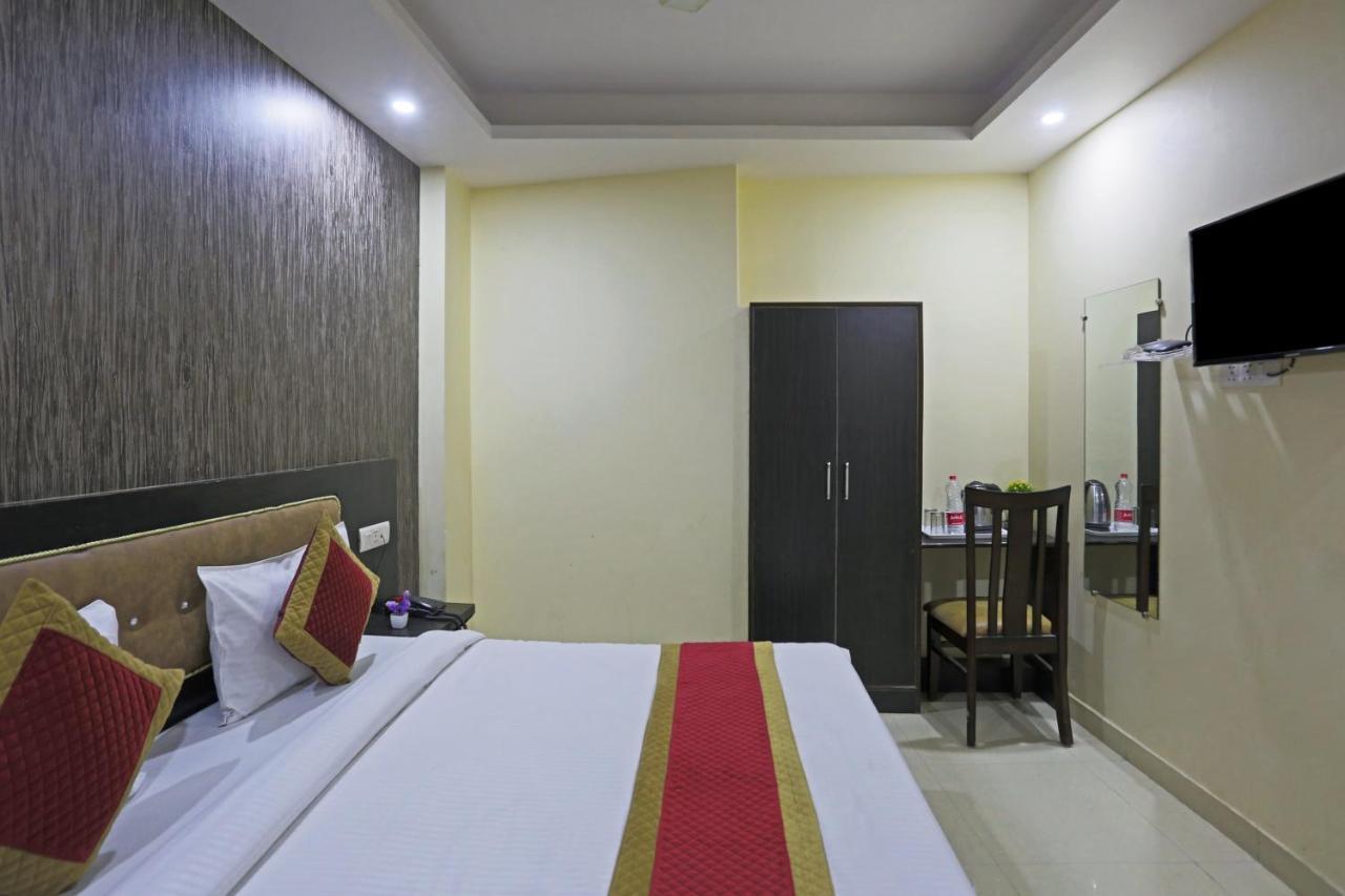 Airport Hotel Rosewood New Delhi Buitenkant foto