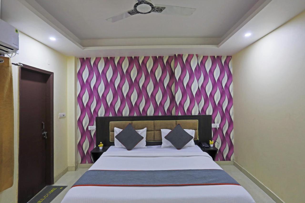 Airport Hotel Rosewood New Delhi Buitenkant foto