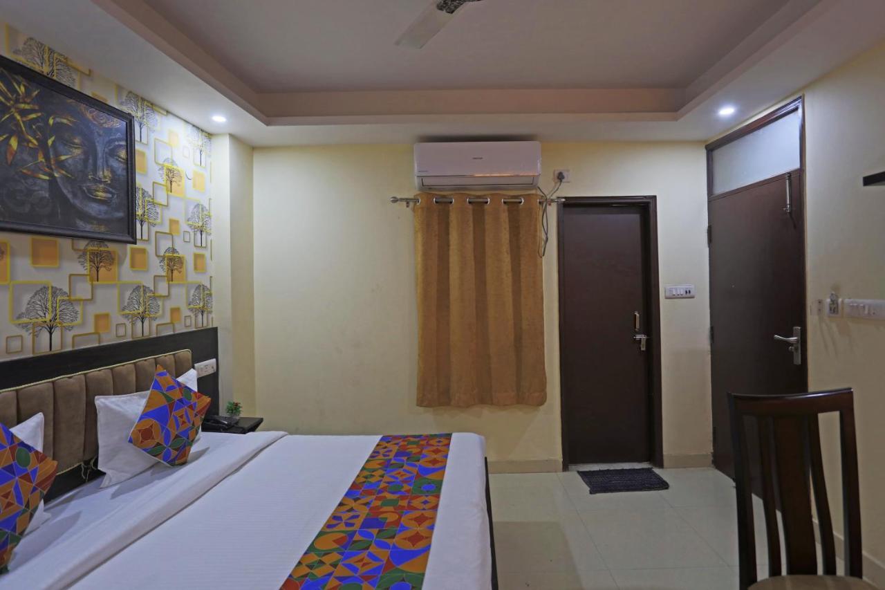 Airport Hotel Rosewood New Delhi Buitenkant foto