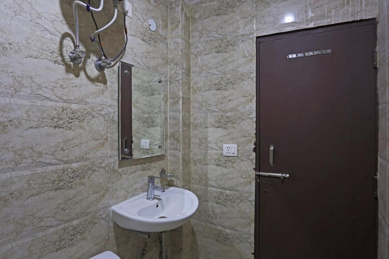 Airport Hotel Rosewood New Delhi Buitenkant foto