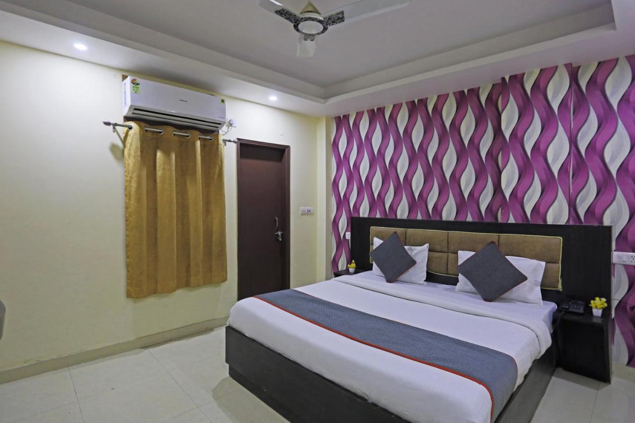 Airport Hotel Rosewood New Delhi Buitenkant foto