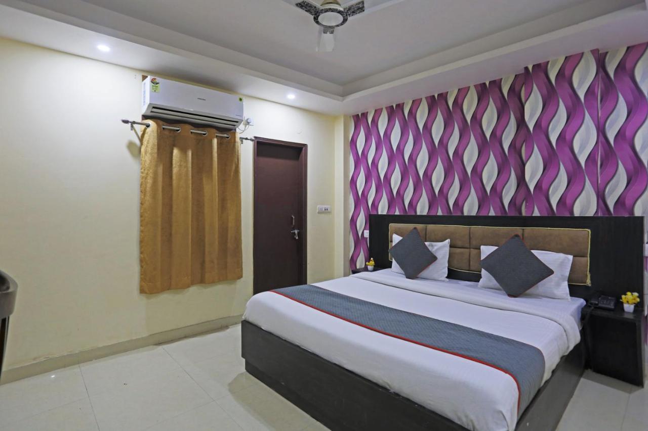 Airport Hotel Rosewood New Delhi Buitenkant foto