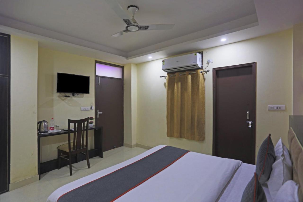 Airport Hotel Rosewood New Delhi Buitenkant foto