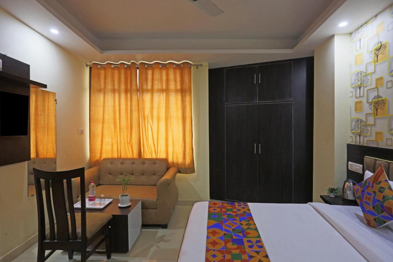 Airport Hotel Rosewood New Delhi Buitenkant foto